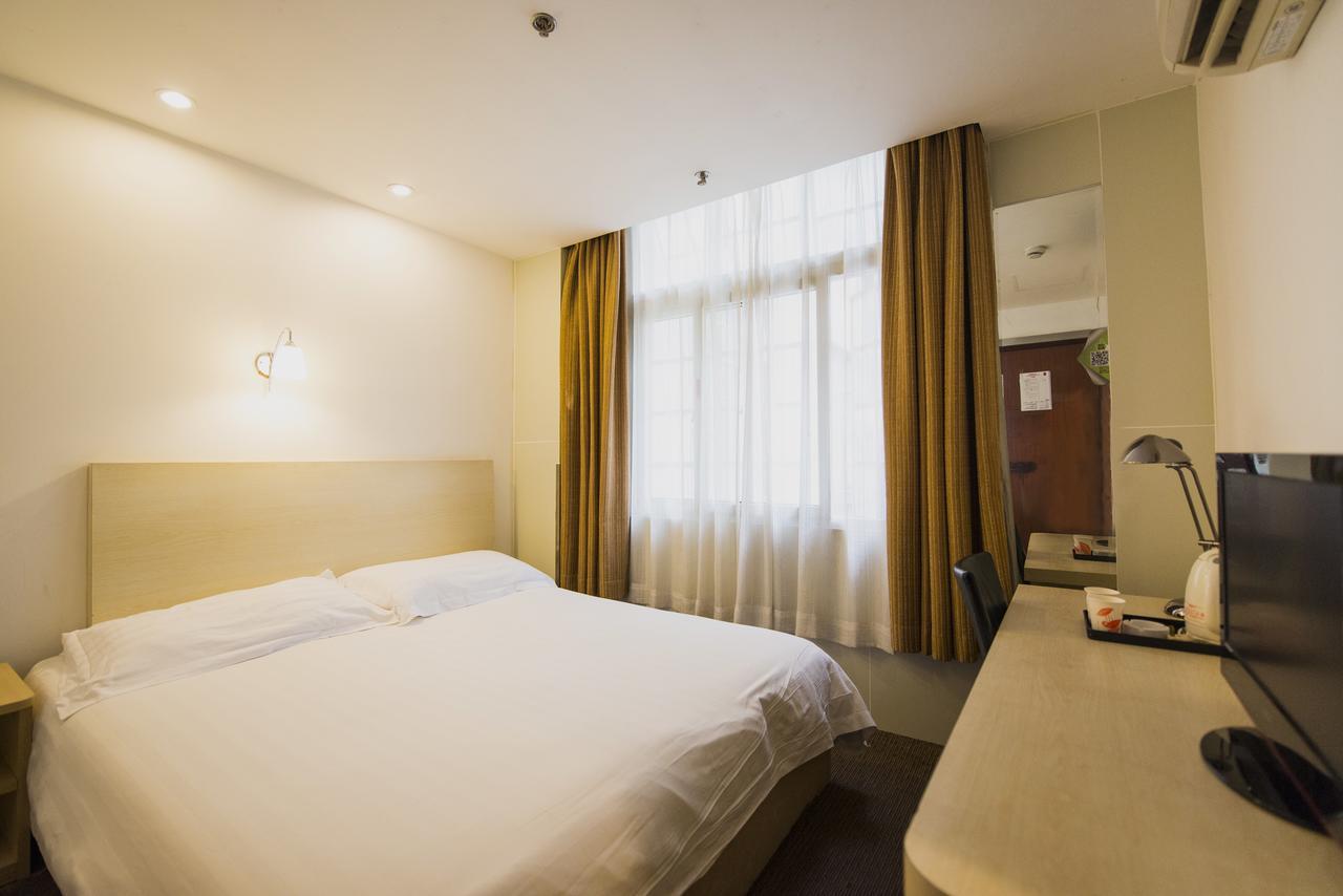 Motel Shenzhen Longgang Longcheng Square Metro Station Екстер'єр фото